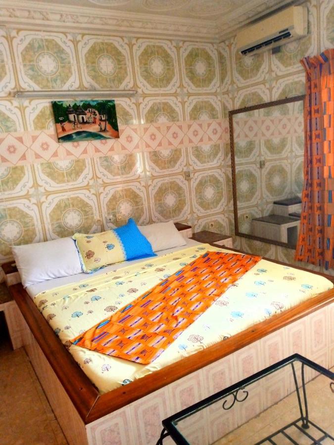 Residence Bethany Palace Абиджан Екстериор снимка