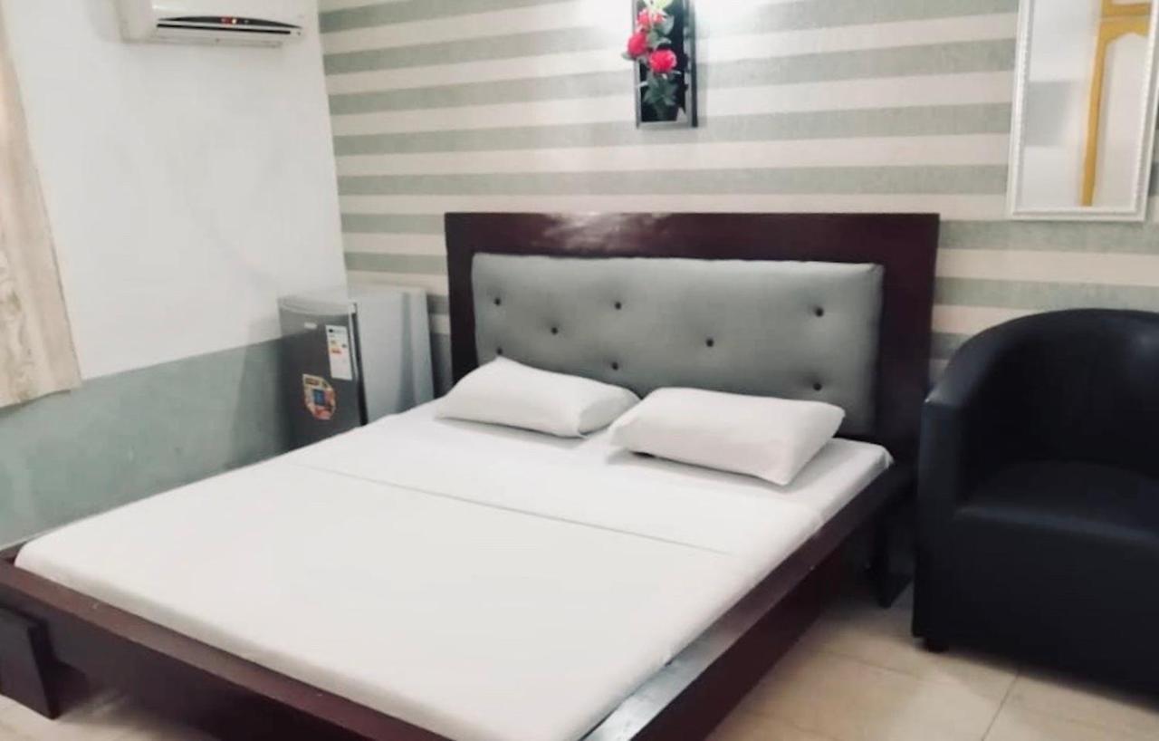 Residence Bethany Palace Абиджан Екстериор снимка
