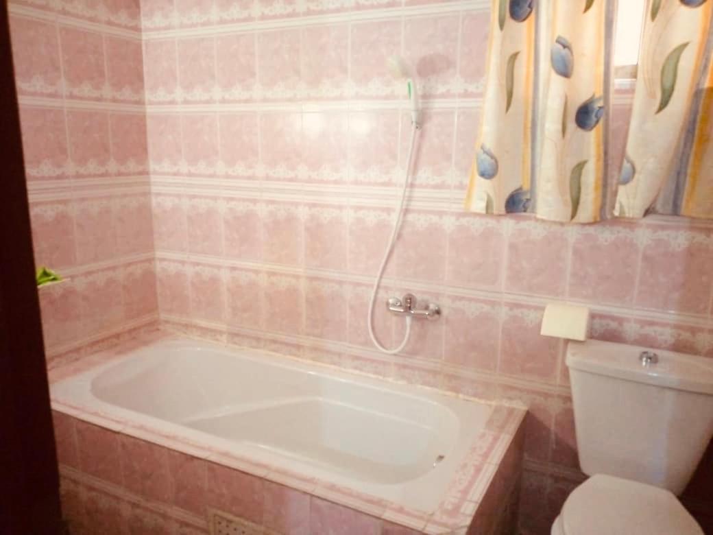 Residence Bethany Palace Абиджан Екстериор снимка