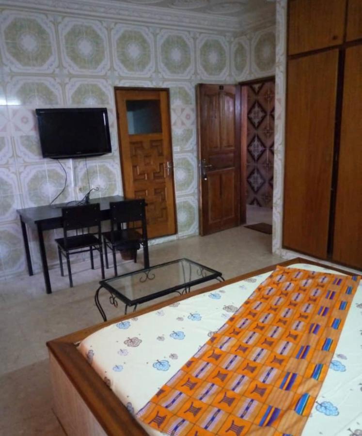 Residence Bethany Palace Абиджан Екстериор снимка