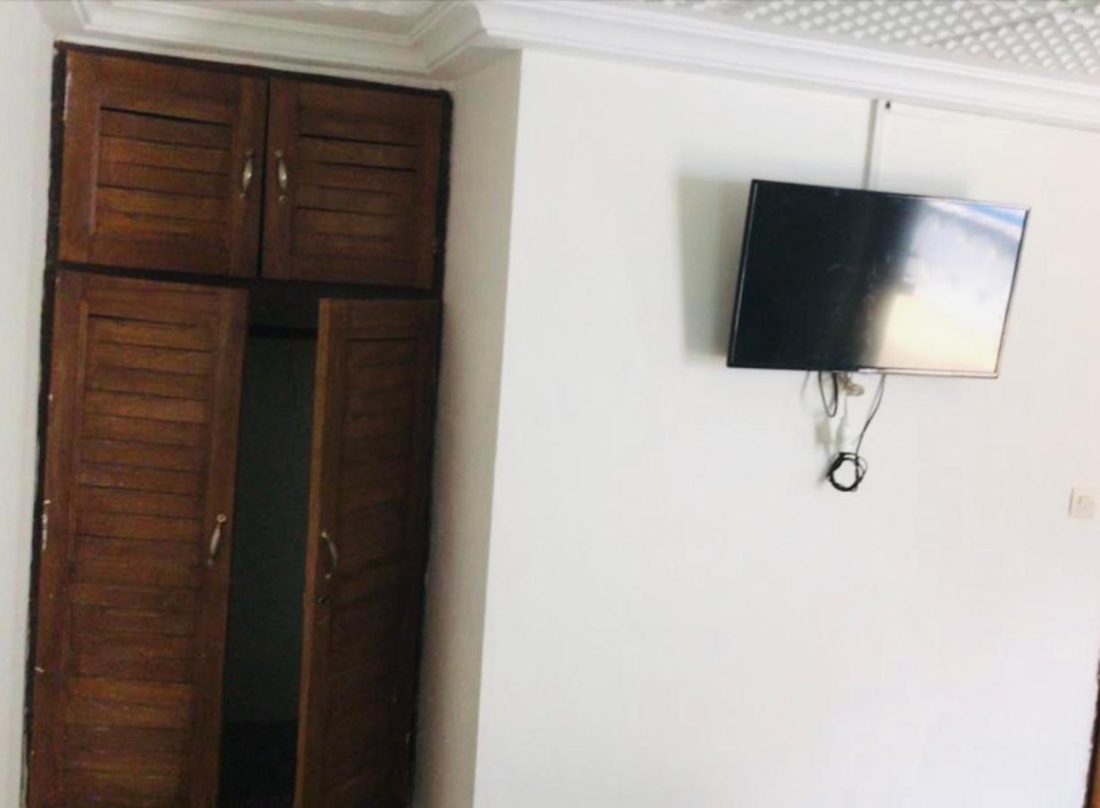 Residence Bethany Palace Абиджан Екстериор снимка