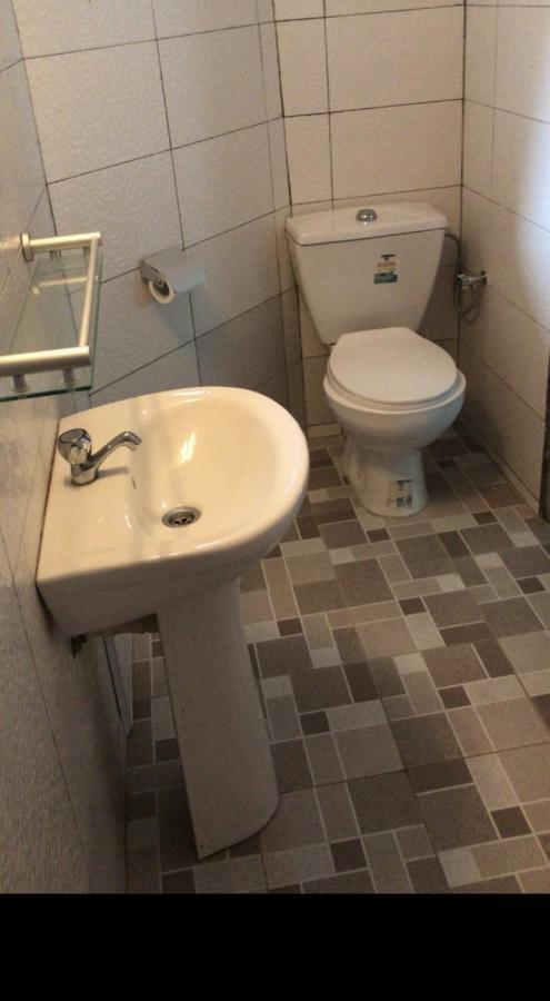 Residence Bethany Palace Абиджан Екстериор снимка